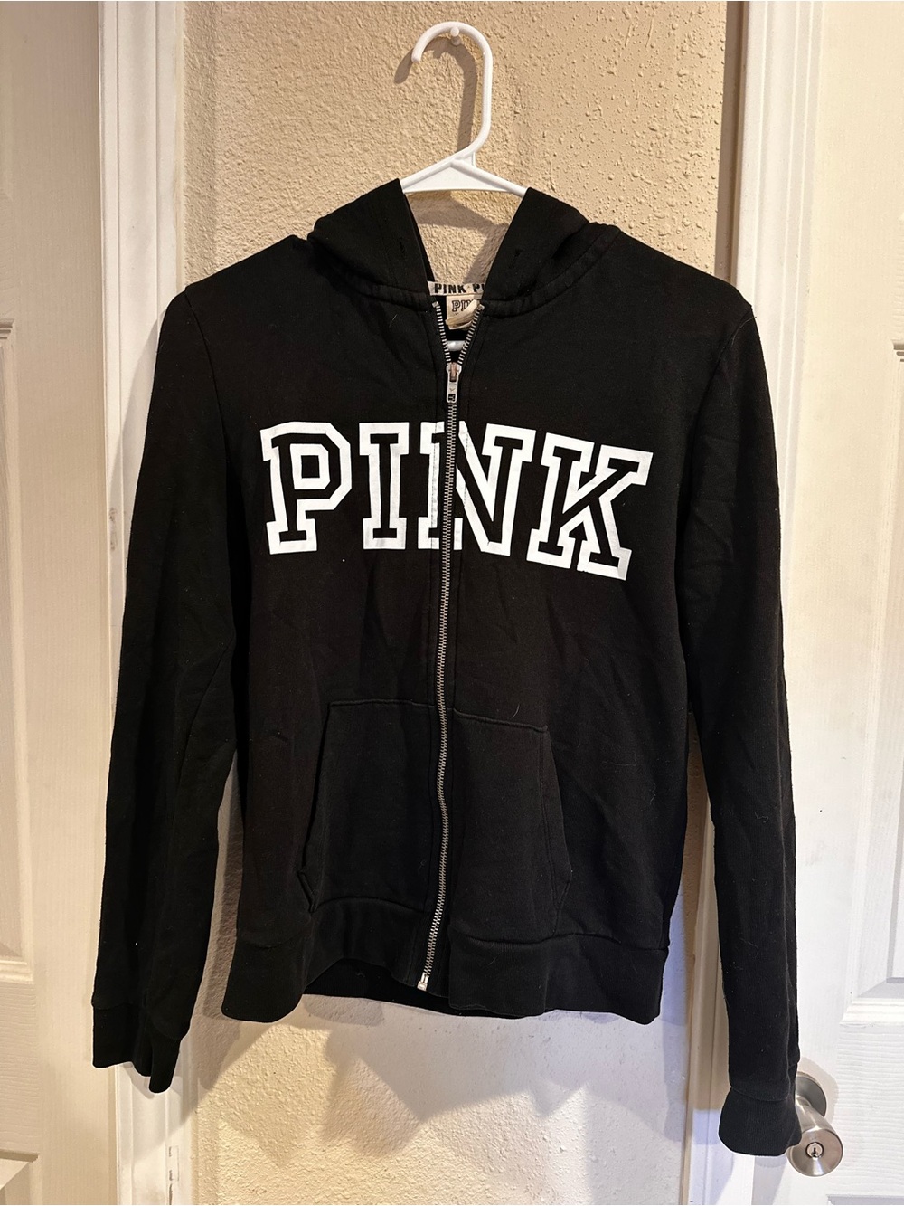 PINK Victoria's Secret Black Full-Zip Hoodie with White Logo Size Small 0448